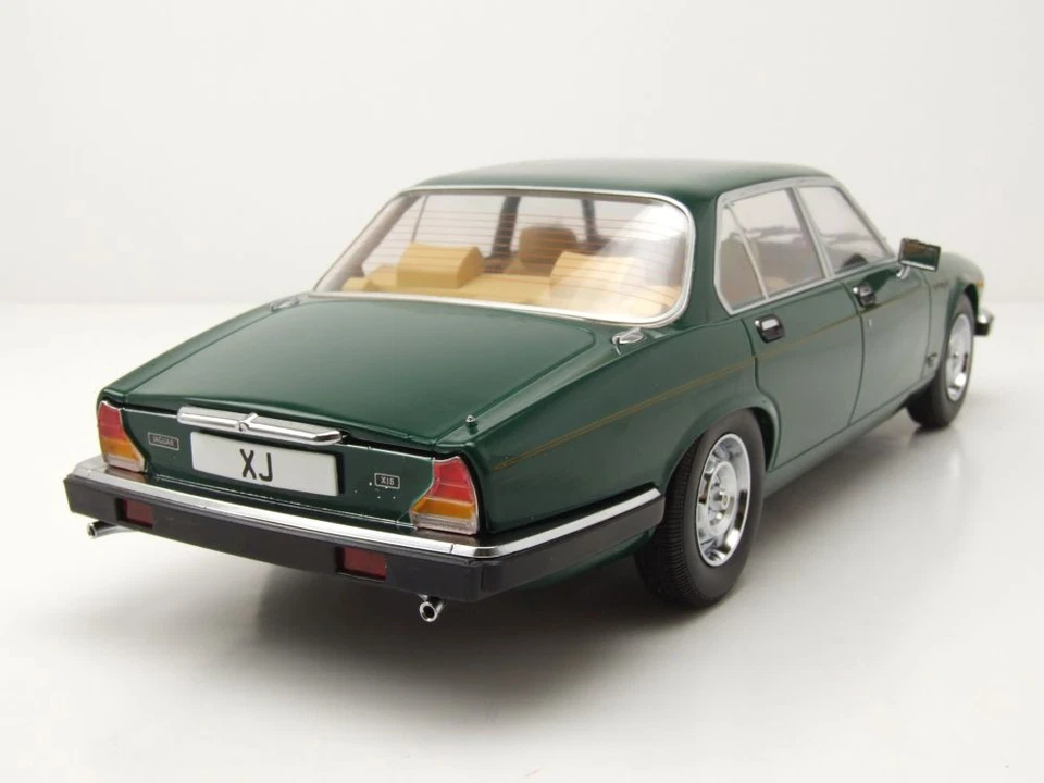 Jaguar XJ Serie III 1979 Verde Scuro Modellino 1:18 MCG - Immagine 2 di 4