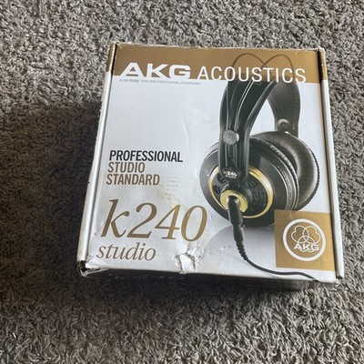 AKG Acoustics AKG K240 Studio 55 Ohms Black & Gold Over-Ear Wired Headphones