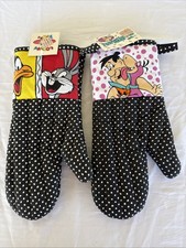 Vintage Looney Tunes The Flinstones Oven Mittens Mitts NWT made in USA