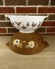 Pyrex EARLY COLONIAL EAGLE AMERICAN Pair Cinderella Nesting Mixing Bowls