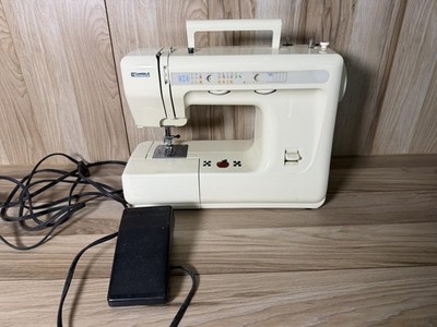 Kenmore 385.12814490 Electronic Sewing Machine w Foot Pedal Bobbin Winding White