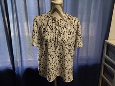 Nine West Dotted Short Sleeve Keyhole Tie Ruffle Collar Pullover Shirt L