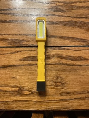 EZ Red Pocket COB Light Stick (CT1000)