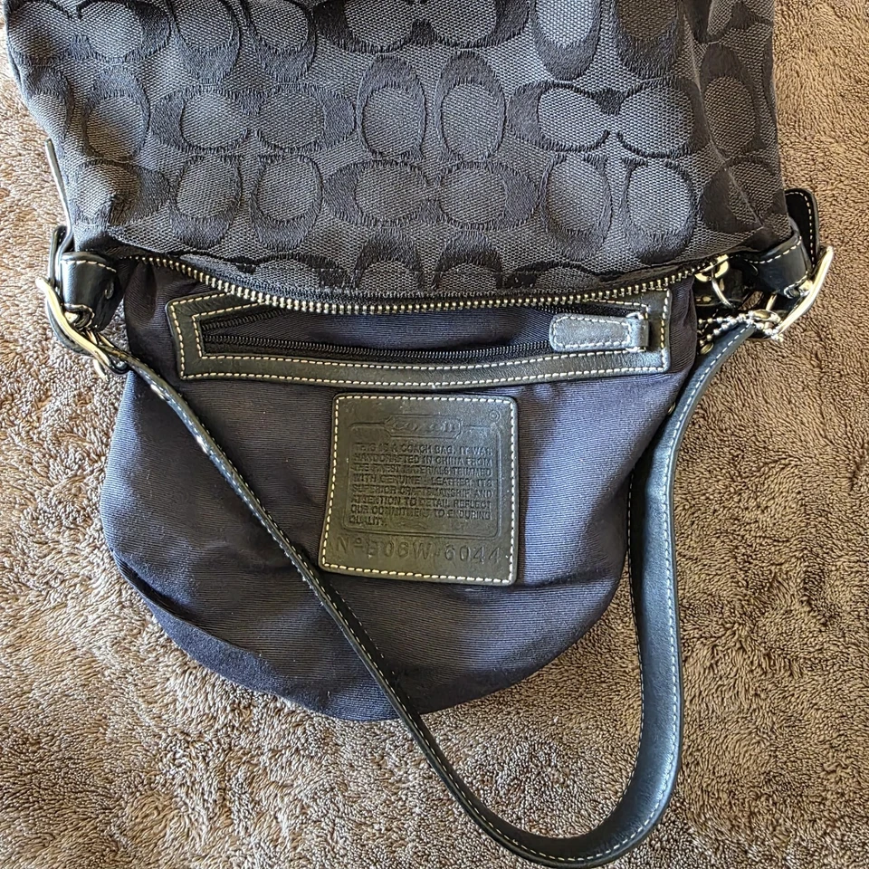 Bolso de Hombro Coach Signature Negro Jacquard Demi 6044 Cuero Y2K Cartera Pequeña Foto 4 de 4