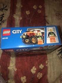 LEGO CITY: Stunt Truck (60146)