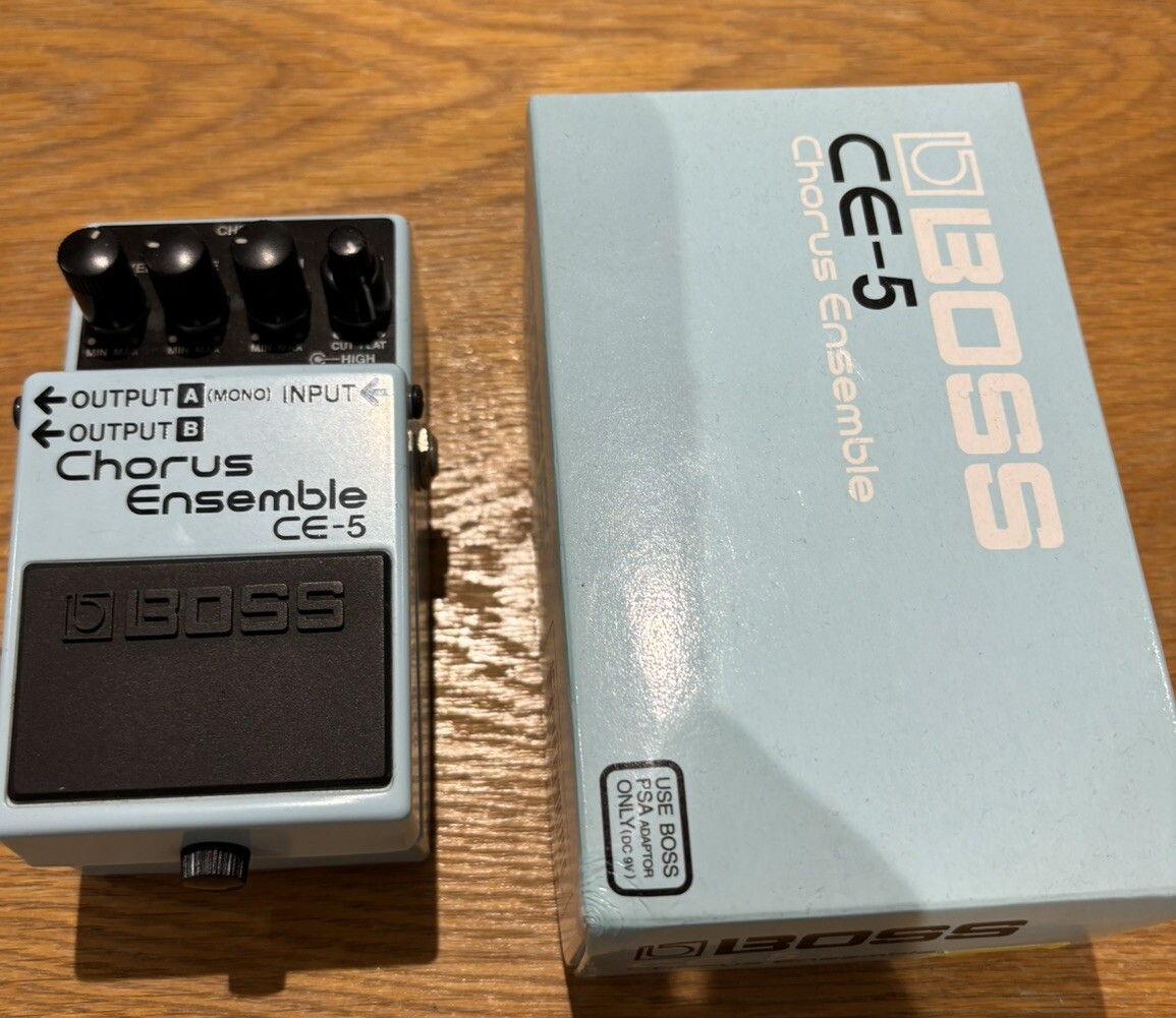 Boss Chorus Ensemble Guitar Pedal CE5 little used eBay
