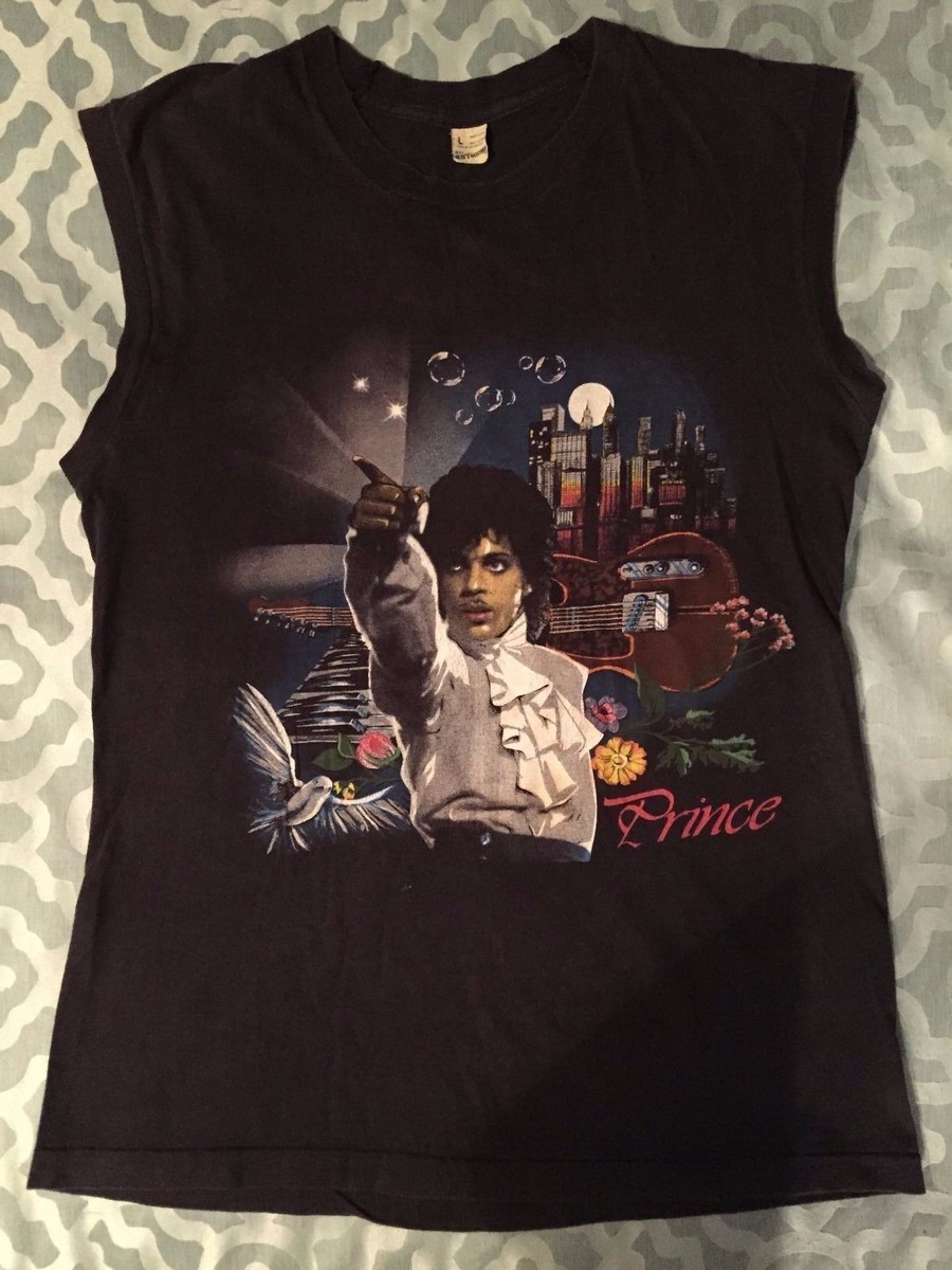 2 LG Vintage Prince T-Shirts 85 Purple Rain World Tour +86 Under 