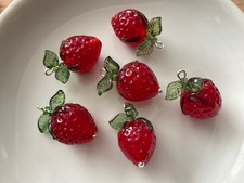 Beautiful 6pcs lampwork glass strawberries with acrylic leaves charms