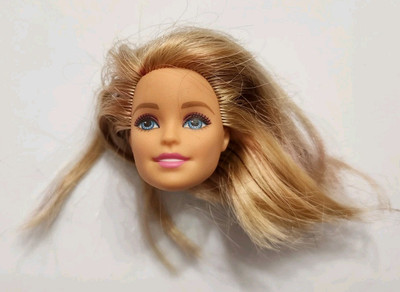 BARBIE HEAD ONLY MILLIE MOLD BLONDE HAIR CUT SIDE PART REPLACEMENT OR OOAK DOLL