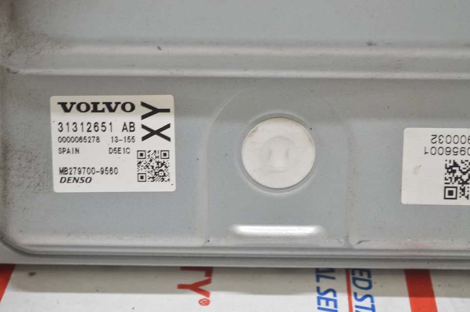 Volvo S60 V60 31312651 2013 2016 unidad de módulo de control del motor Ecm B75 009 Foto 3 de 4