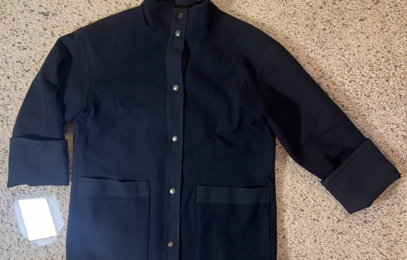 Mackintosh 100% Wool Chore Coat Women’s Size M (8) Black Snap  Pockets Jacket