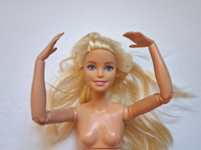 #ad MTM Pink Top Barbie Signature Model Petite Articulated Body HJW82 NIB $18.00