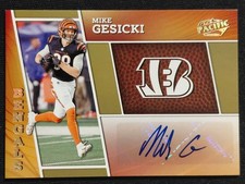 2024 Panini Encore Pacific Penmanship Mike Gesicki Auto #PP-MGI Gold /10
