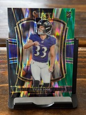 2025 Panini Select - Tyler Loop #161 Black & Green Shock Prizm (RC)