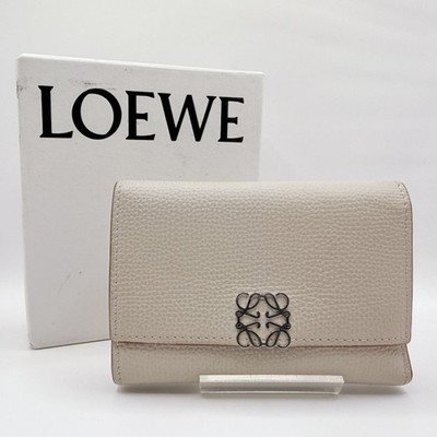 LOEWE Anagram Trifold Wallet Beige Leder Silberfarbene Hardware Damen Geldbörse