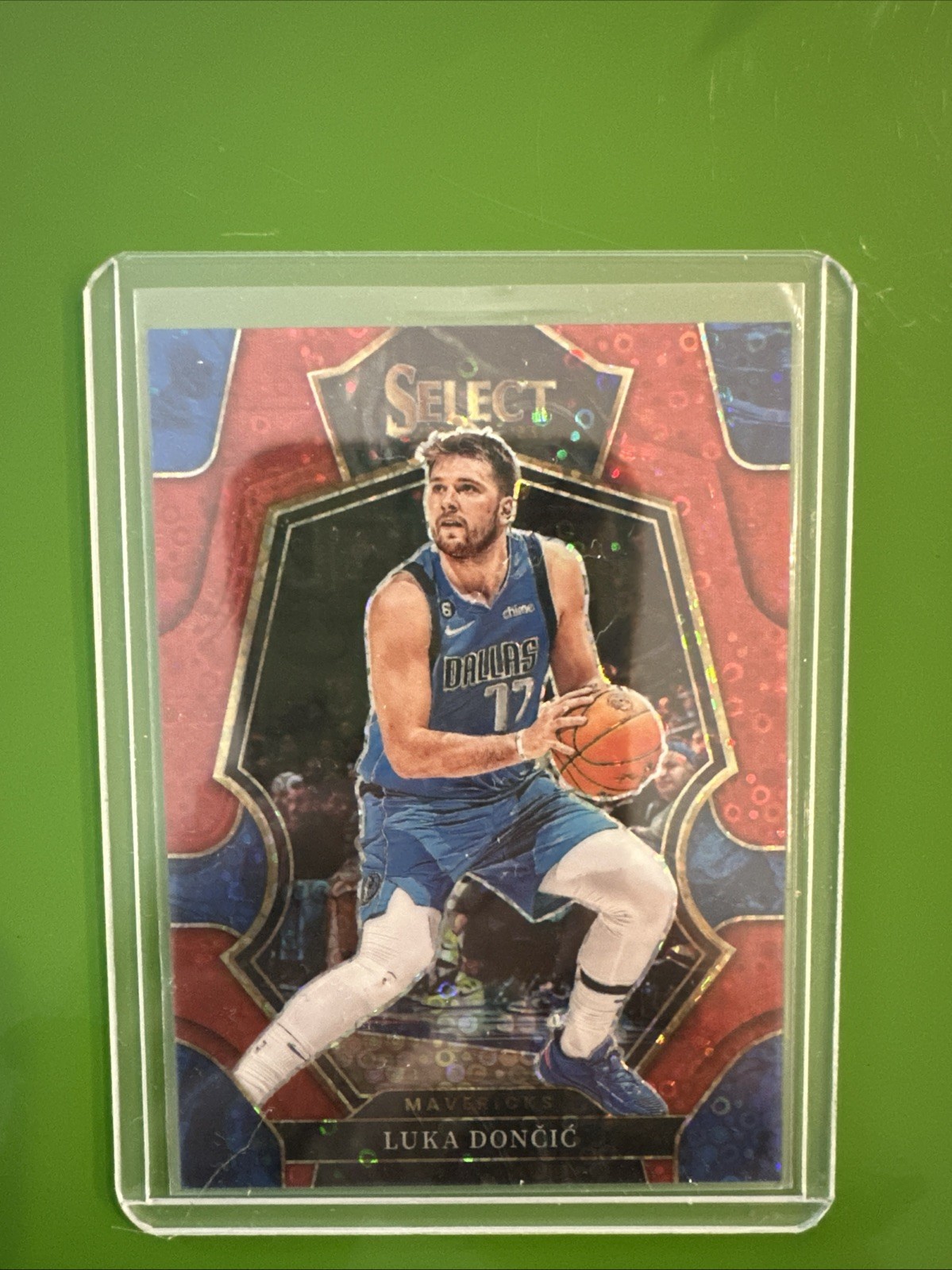 2022-23 Select Luka Doncic #151 Premier Level Disco Red 22/49 Dallas Mavericks