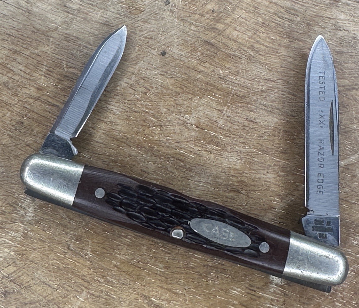 1978 Case XX 06263 2 Dot Eisenhower Pocket Knife Jigged Bone Pen