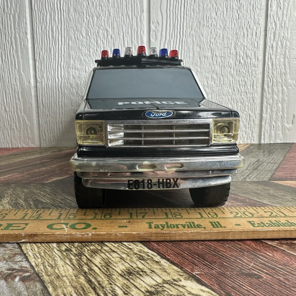 Vintage 1994 Ford Explorer Metro Police Unit 208 Tested And Works - Image 2 of 4