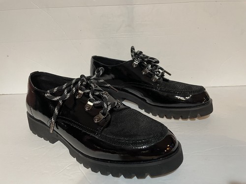 Donald Pliner Woman Shoes. 9 - Picture 8 of 21