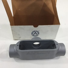 Appleton Electric Unilet 1-1/2" T Form 35