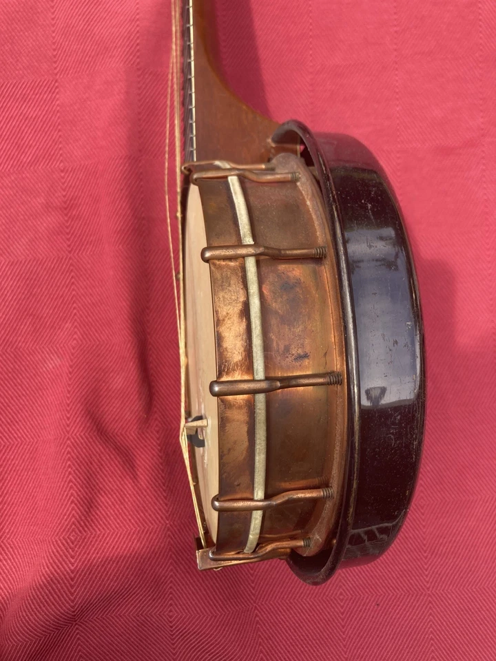 Ukelele banjo mele b & j ny años 20 banjolele, cuerpo de cobre con resonador con estuche Foto 4 de 4