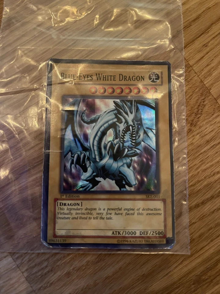 Blue-Eyes White Dragon, Foto 3 von 5