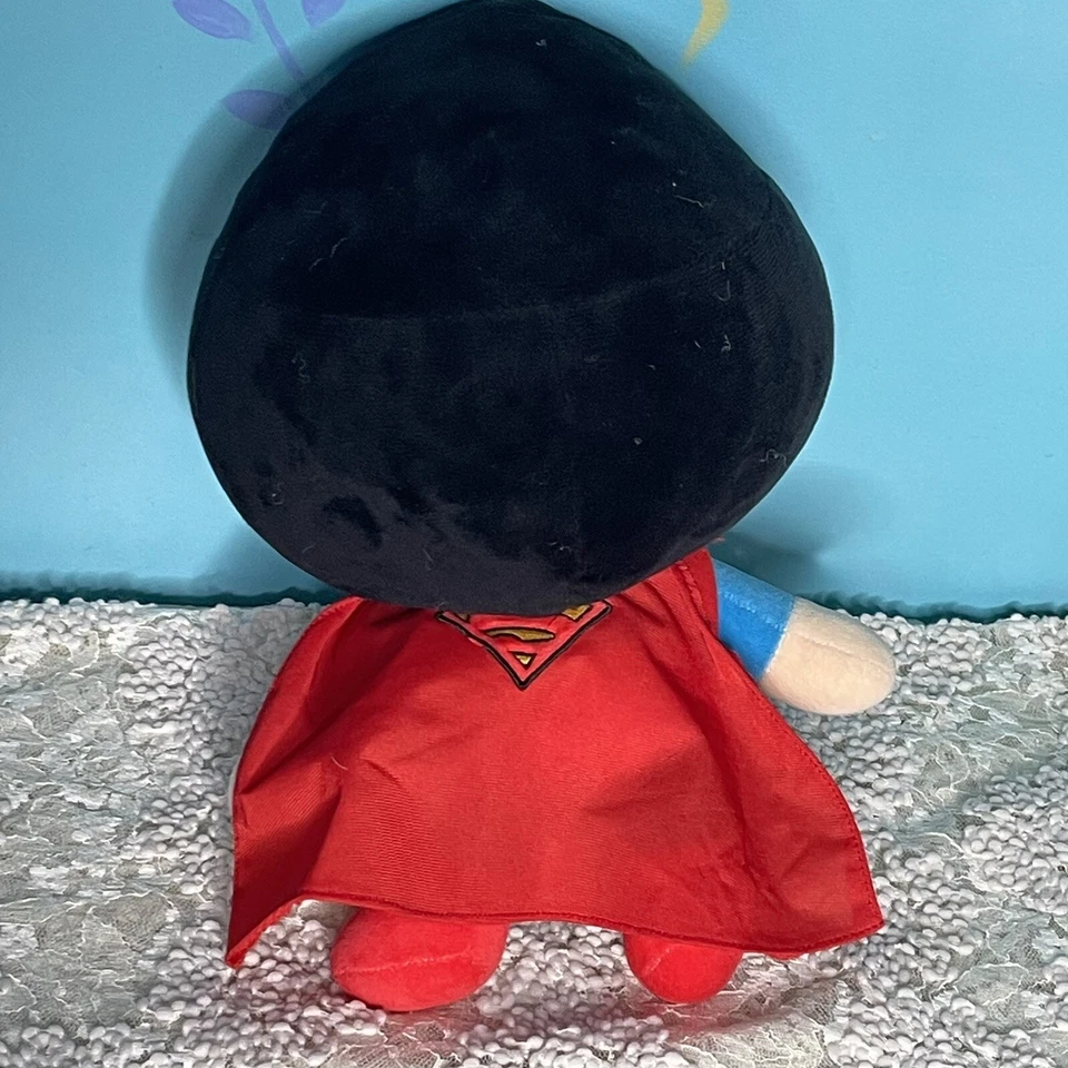 Мягкая плюшевая игрушка Six Flags DC Comics Superman 12 дюймов - Изображение 2 из 4