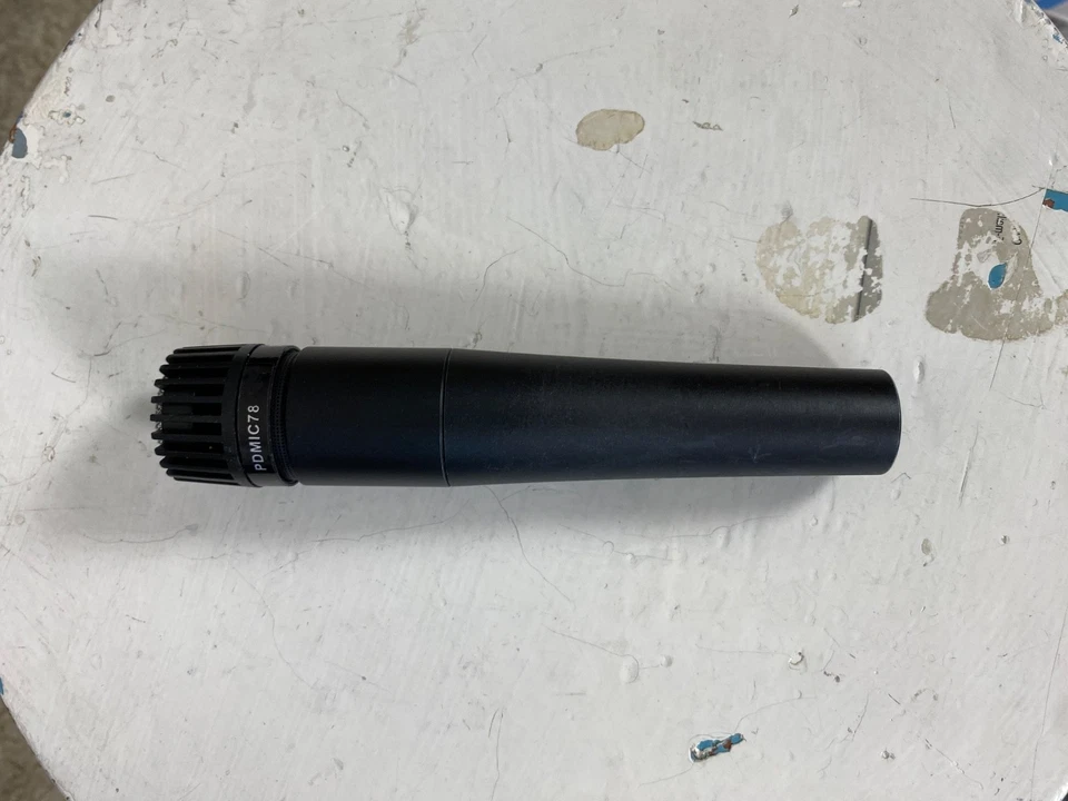 Behringer UM2 Audio Interface, Pyle PDMIC78 Mic, Boom Arm, Pop Filter, Cables - Image 3 of 4