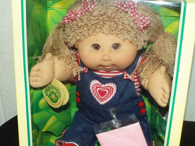 2004 cabbage patch doll