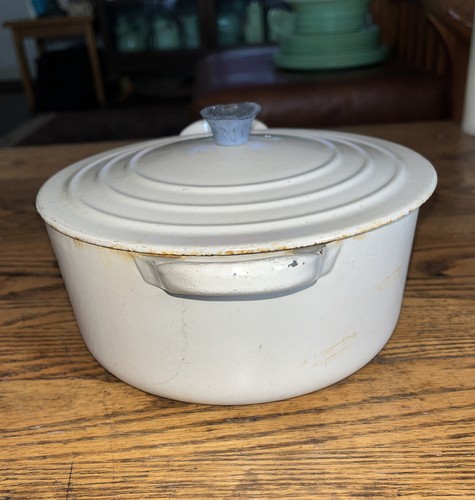 Vintage Le Creuset cream/White Dutch Oven B Enamel Cast Iron 2 Qt - Picture 5 of 8