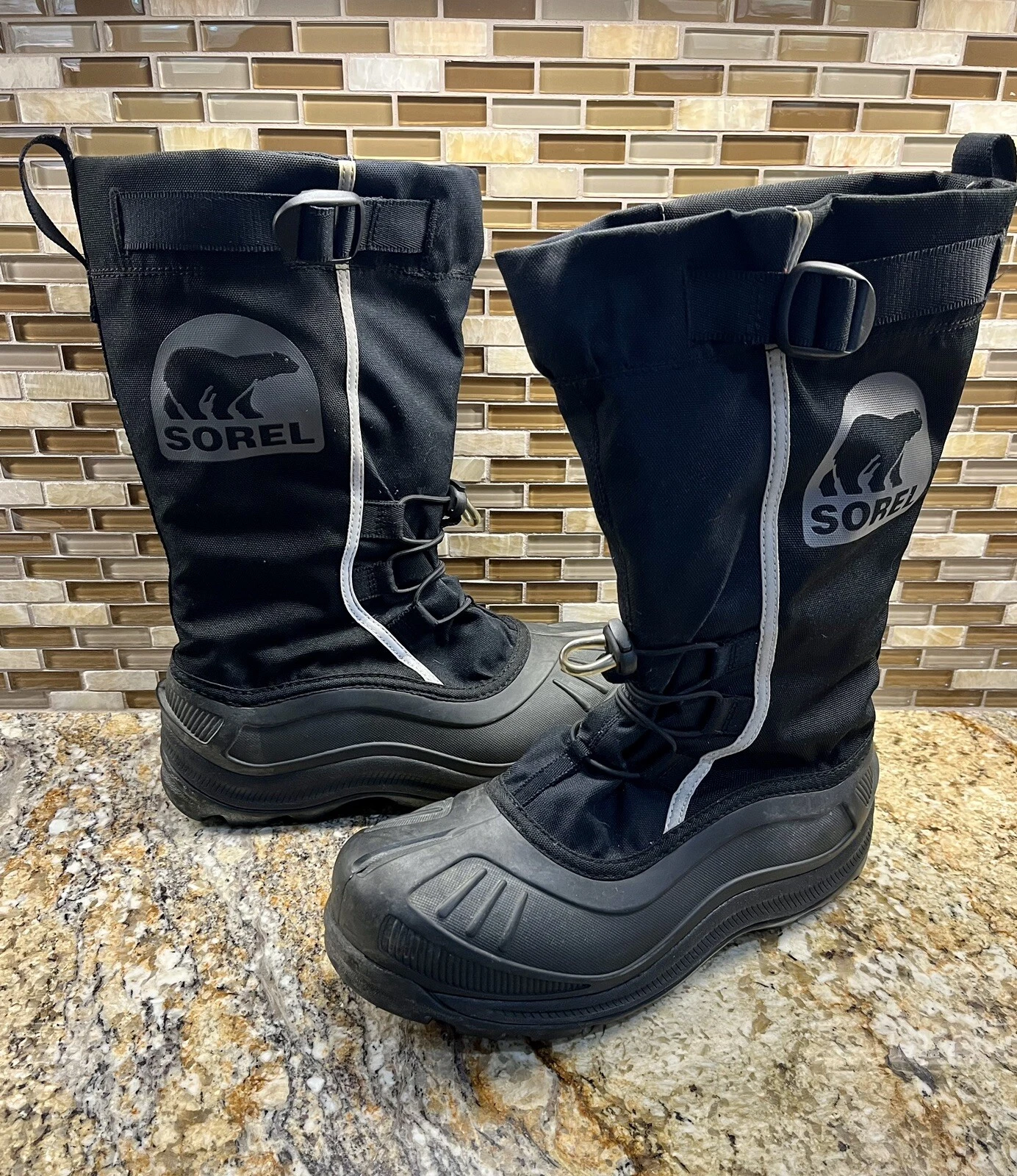 Sorel Boots Mens Alpha Pac XT Size 8 US Waterproof Insulated Snow NL1485-010