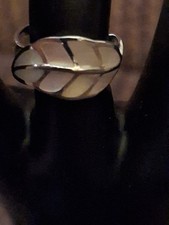 Pretty Mother Of Pearl 925 Sterling Ring