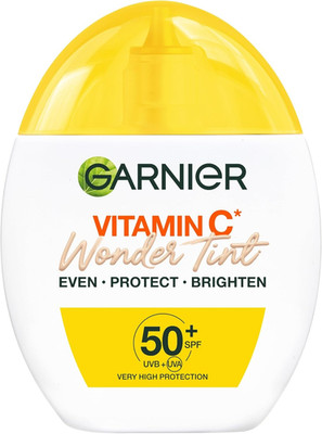 Vitamin C schützt und hellt die Haut auf, 5% Vitamin C*, Niacinamid, Glycerin 