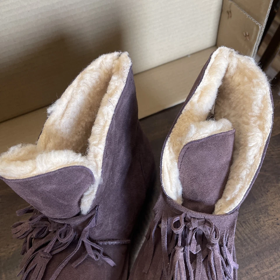 Bearpaw Women’s Christie Wide Boot Shoes Size 11w New Suede Fig Color - Image 3 of 4