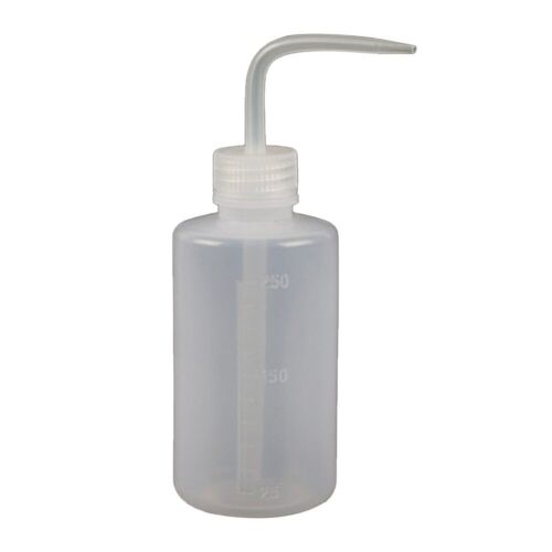 1 Stck. Bewässerungsflasche 250 ml Indoor Pflanze Bewässerungsdose Wasserspritzen Flaschen - Bild 1 von 7