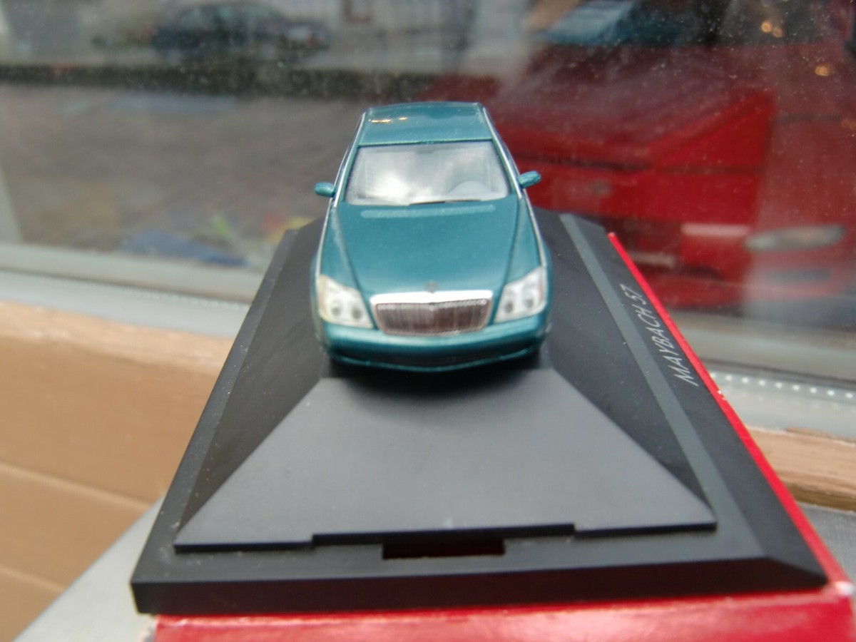 HERPA (ヘルパ) MAYBACH 57 メタリックグリーン Herpa 101455 Mercedes-Benz Maybach 57 grün-metallic in OVP