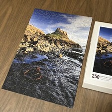Wentworth Wooden Jigsaw Puzzle 250 Pieces Lindisfarne Castle Northumberland