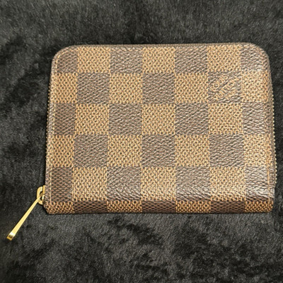 Authentic Louis Vuitton Damier Ebene Zippy Coin Purse