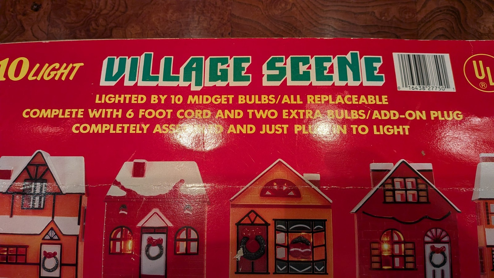 Vintage 10 Light Village Scene of 6 String-Along Standing Decorated Houses