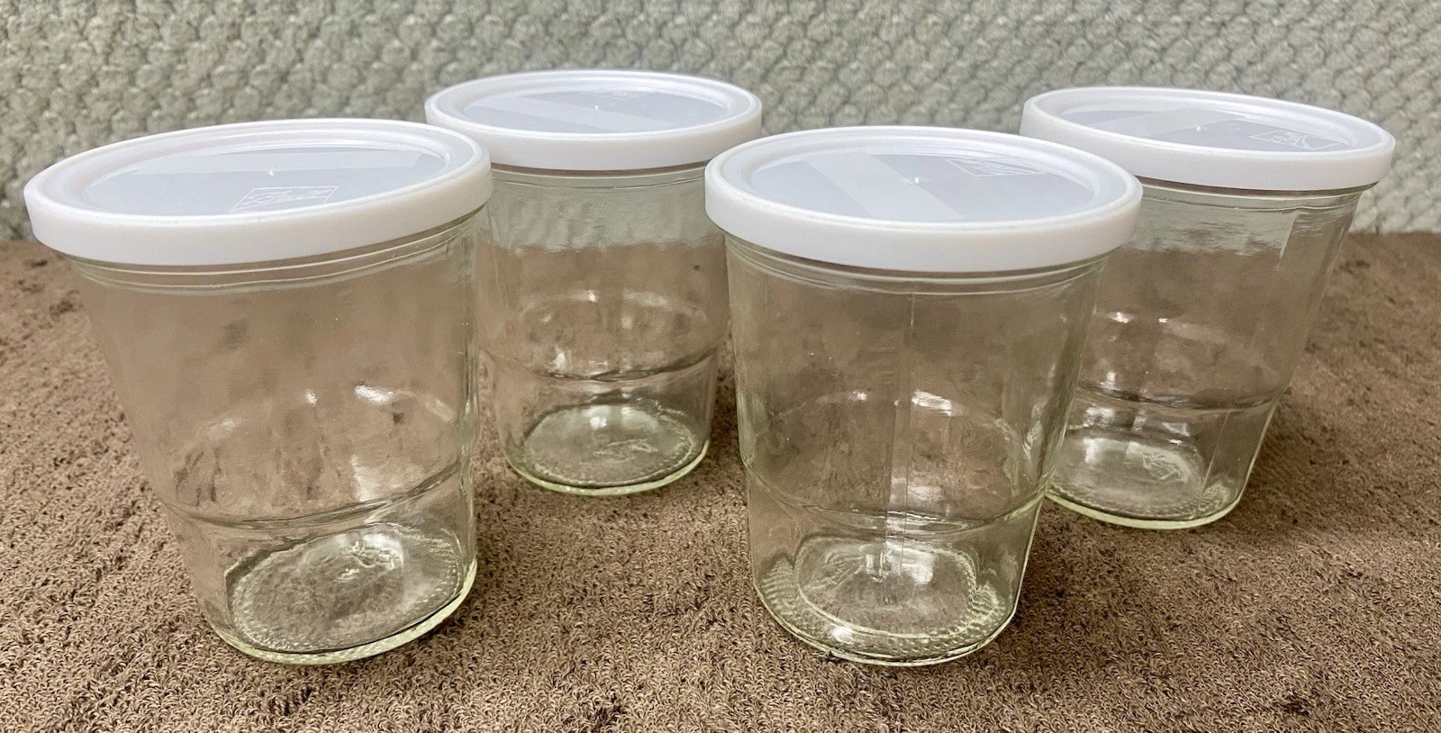 4 Vintage Ball 8 oz Glass Ribbed Bottom Jelly Jars w/ White Plastic Snap On Lids