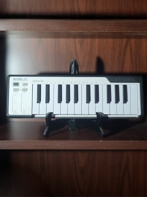 Arturia Microlab Midi Keyboard