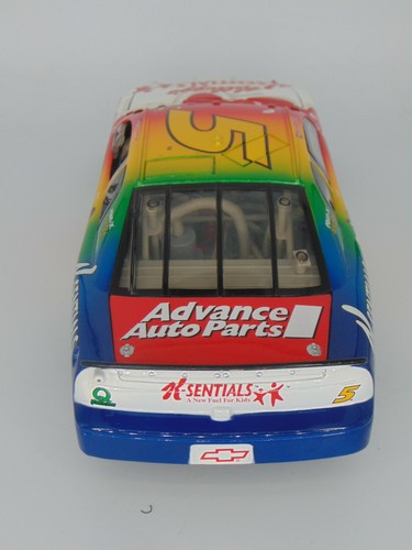 ACTION 1999 TERRY LABONTE #5 CHEVY MONTE CARLO KELLOG'S K-SENTIALS NASCAR 1:18 - Picture 4 of 10