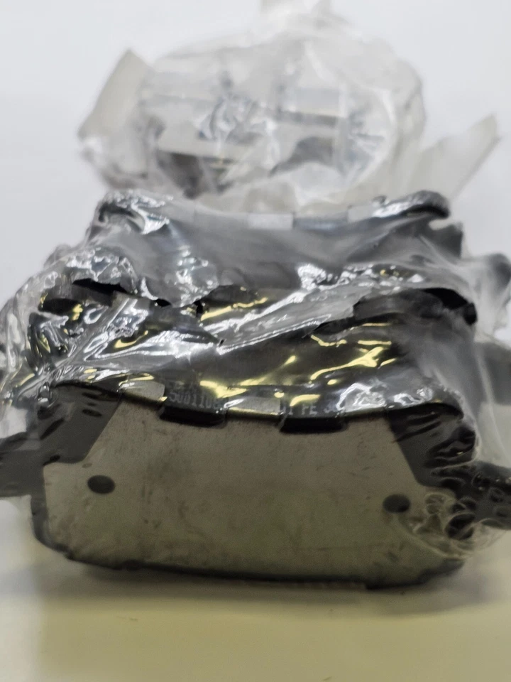 Pastilla de freno cerámica silenciosa Posi Centric Parts 105.11080 para Volkswagen Tiguan 2017 Foto 4 de 4