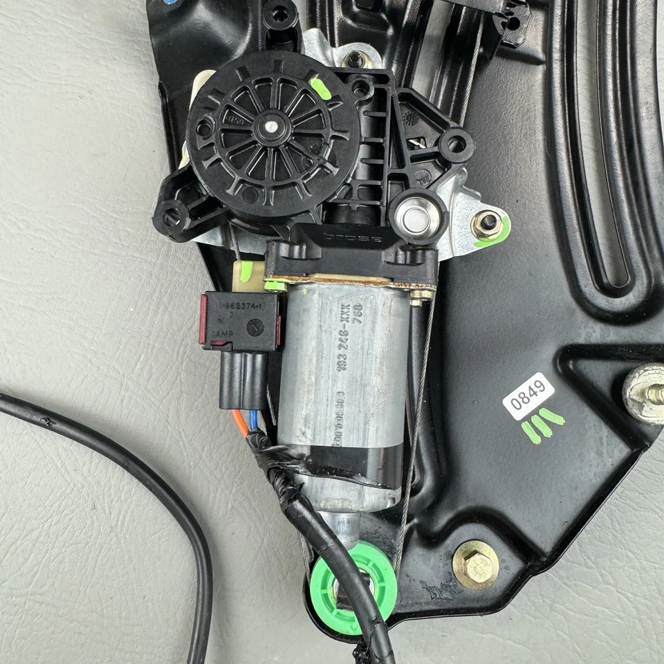 Motor regulador ventana cuarto trasero izquierdo convertible Jaguar XK8 97-02 PROBADO OEM Foto 3 de 4