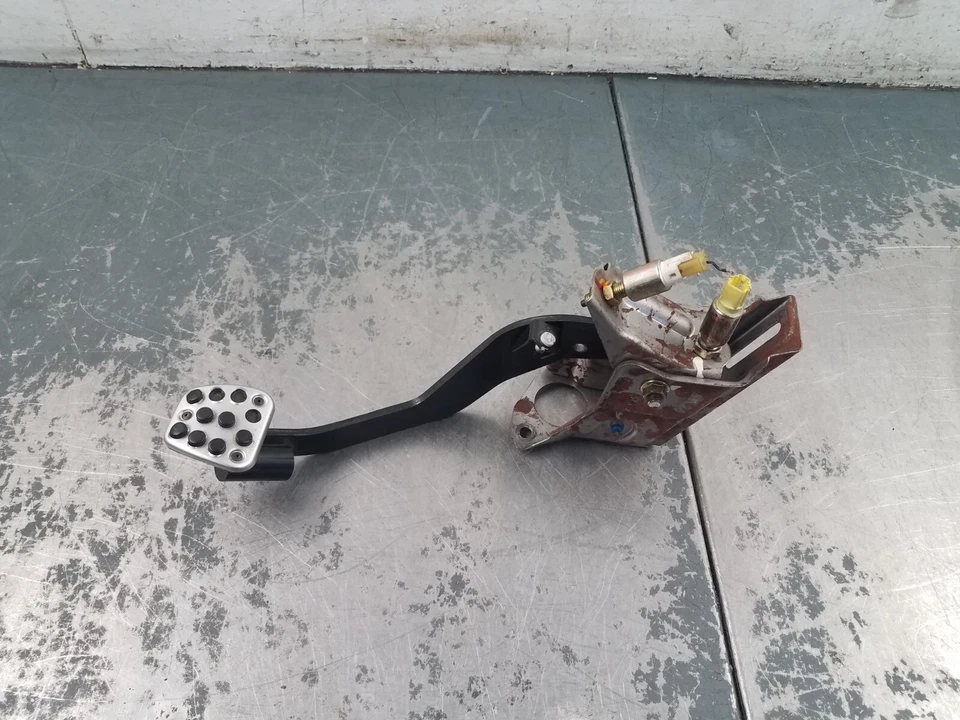 Conjunto de pedal de embrague Honda S2000 AP1 2002 #8957 P2 Foto 4 de 4