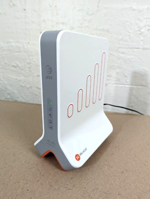 CISCO AT&T 3G Microcell DPH151-AT Wireless Cell Phone Signal Booster Bundle