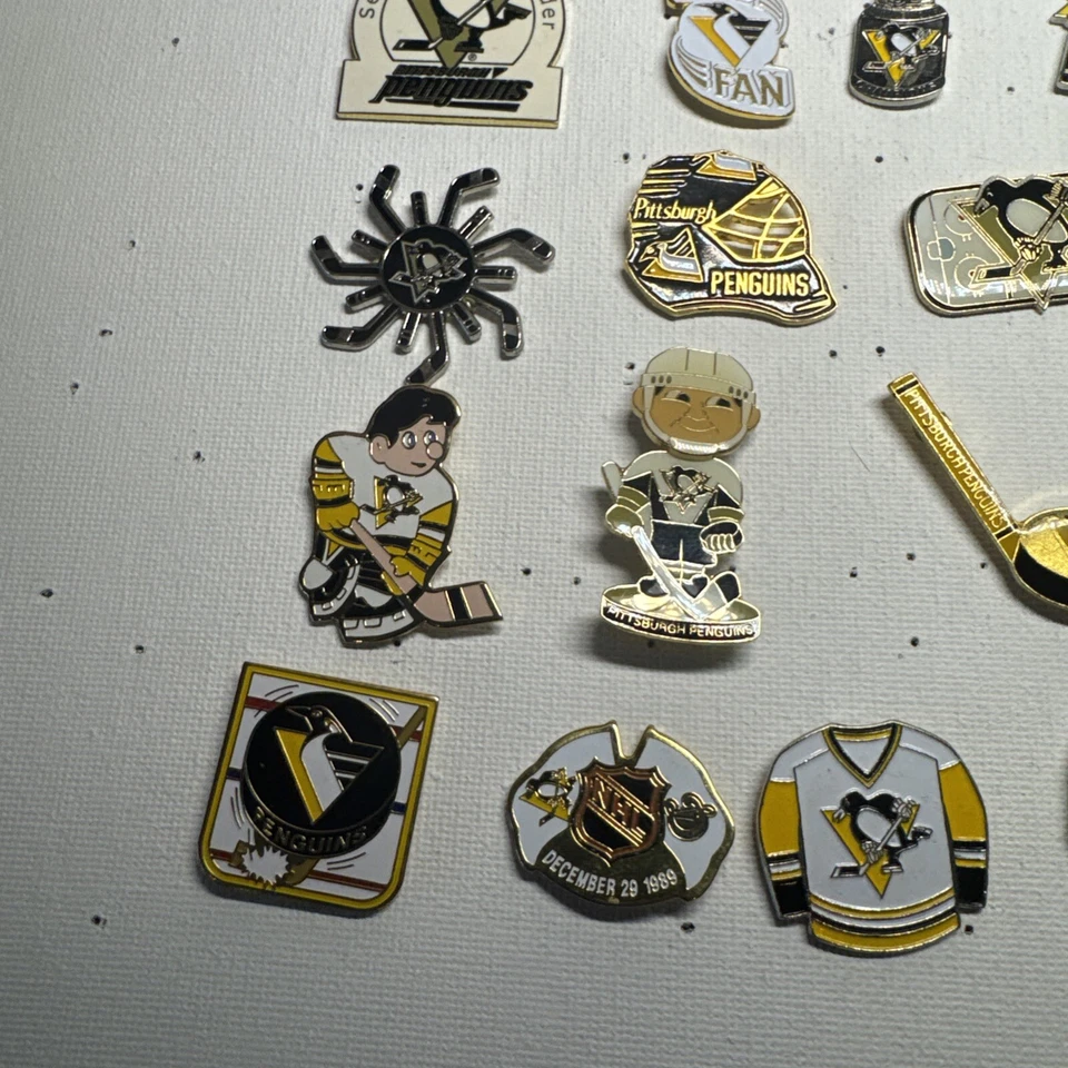 NHL Pittsburgh Penguins Lot of 26 Hockey Pins; Vintage; Nice!! - Image 4 of 4