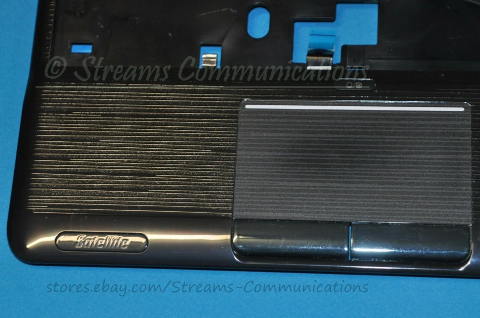 Reposamanos para computadora portátil Toshiba Satellite P755 P755-S5382 con panel táctil Foto 3 de 4