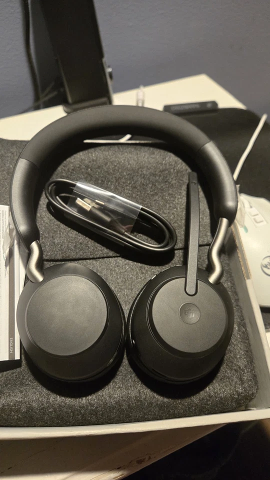 Jabra Evolve2 65 Wireless Bluetooth Headset  - Image 4 of 4