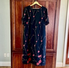 Bice by Sag Harbor Vintage Maxi Dress w/Short Sleeves in Black w/Poppy Florals.